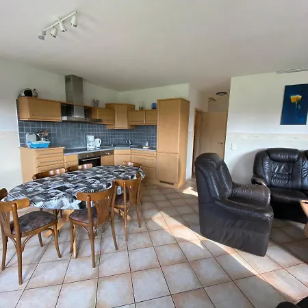 Zur Alten Schule Daire Altenkirchen (Mecklenburg-Vorpommern)