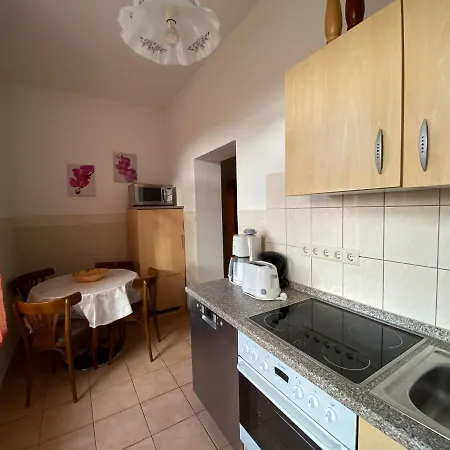 Zur Alten Schule Apartment Altenkirchen (Mecklenburg-Vorpommern)