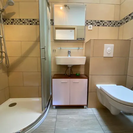 Zur Alten Schule Apartment