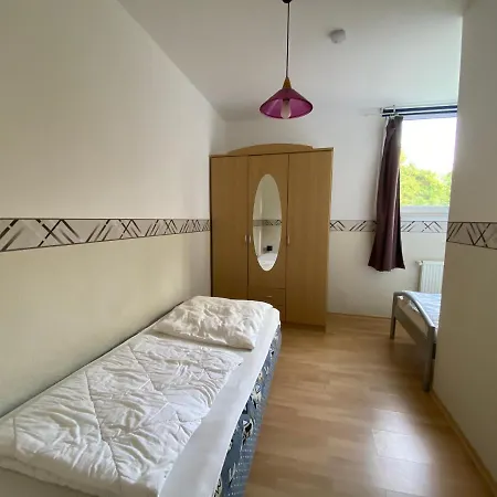 Zur Alten Schule Apartment Altenkirchen (Mecklenburg-Vorpommern)