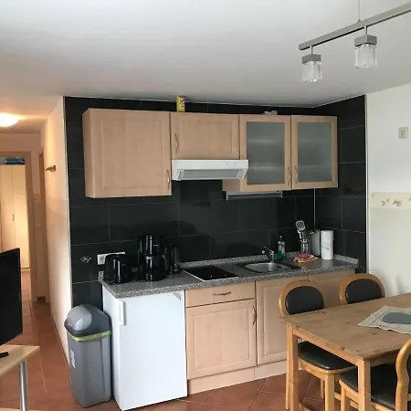 Zur Alten Schule Apartment